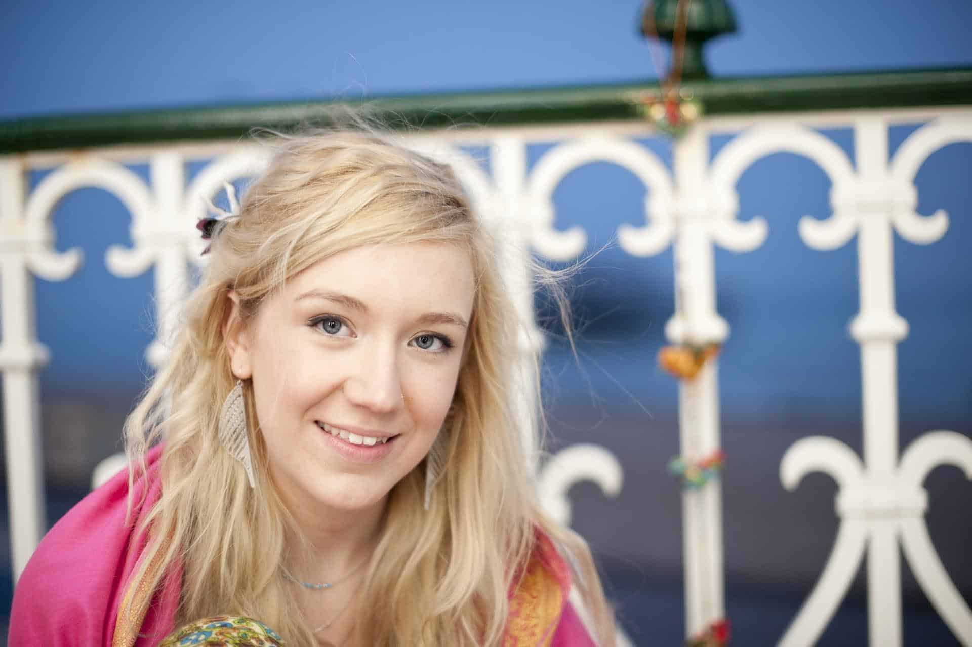 Caitlin Stubbs Brighton Bromley headshot photographer