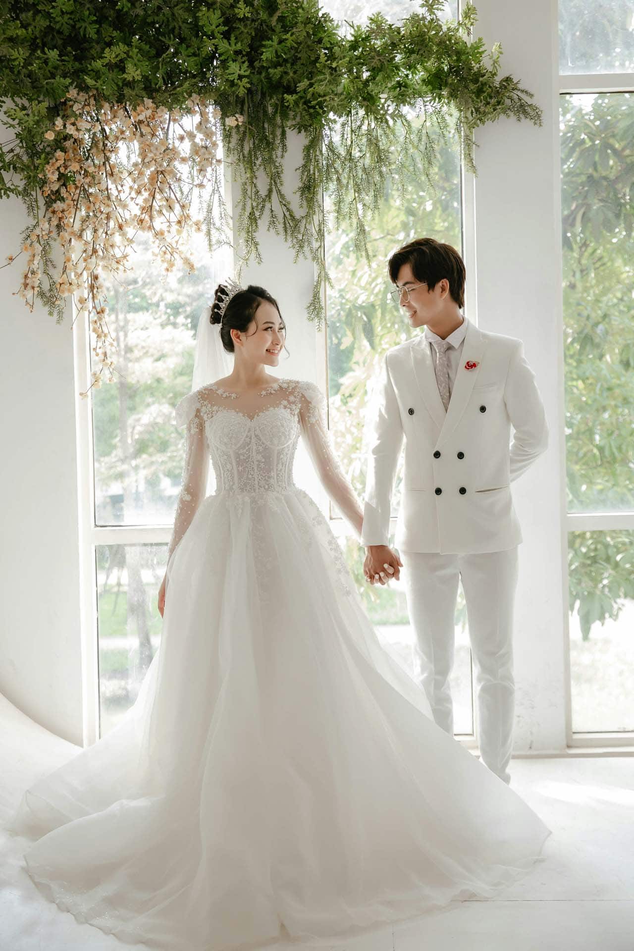 styled wedding shoots pexels-jin-wedding-5729132 Kent wedding photographers