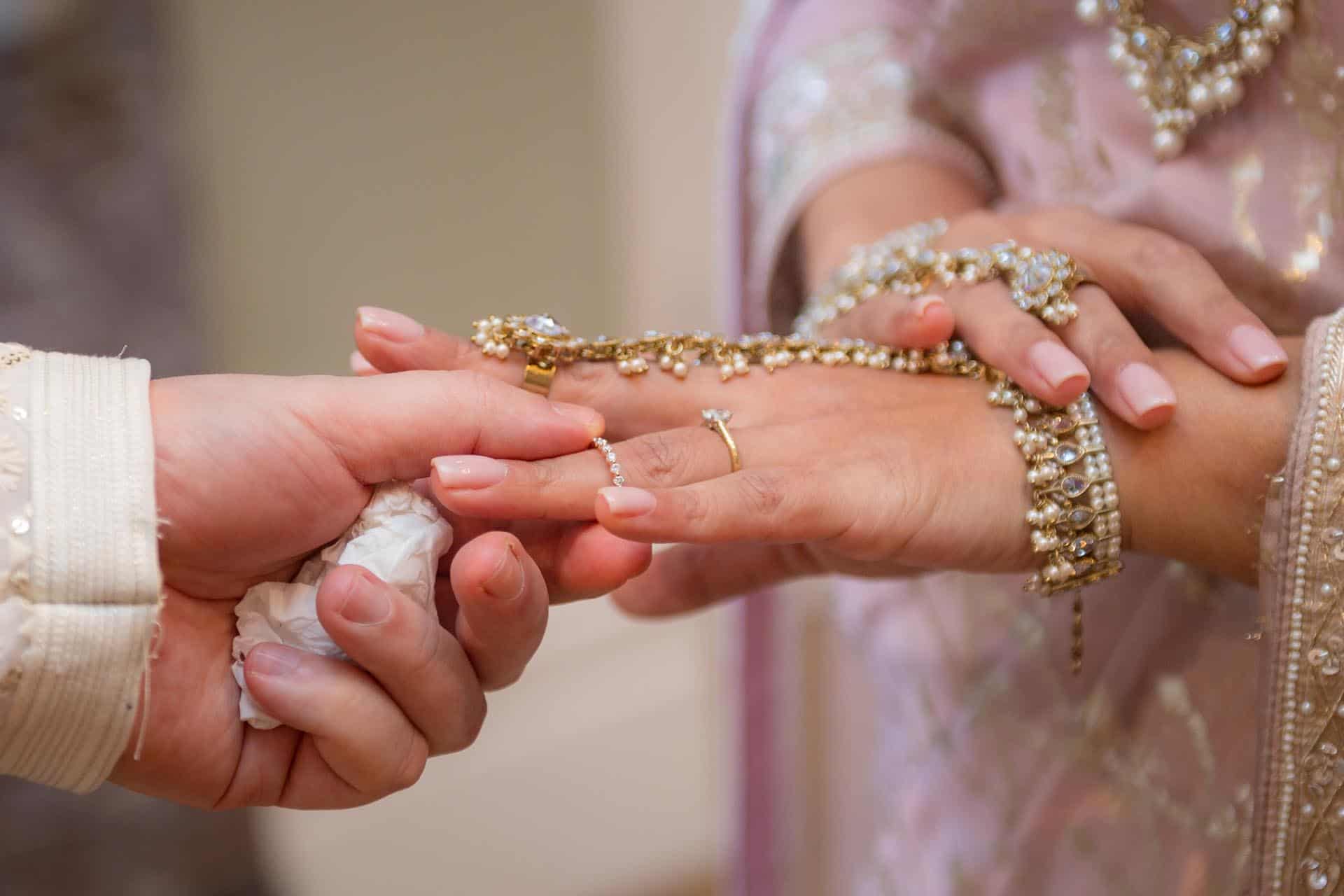 Andy and Runa 250111 111121 a