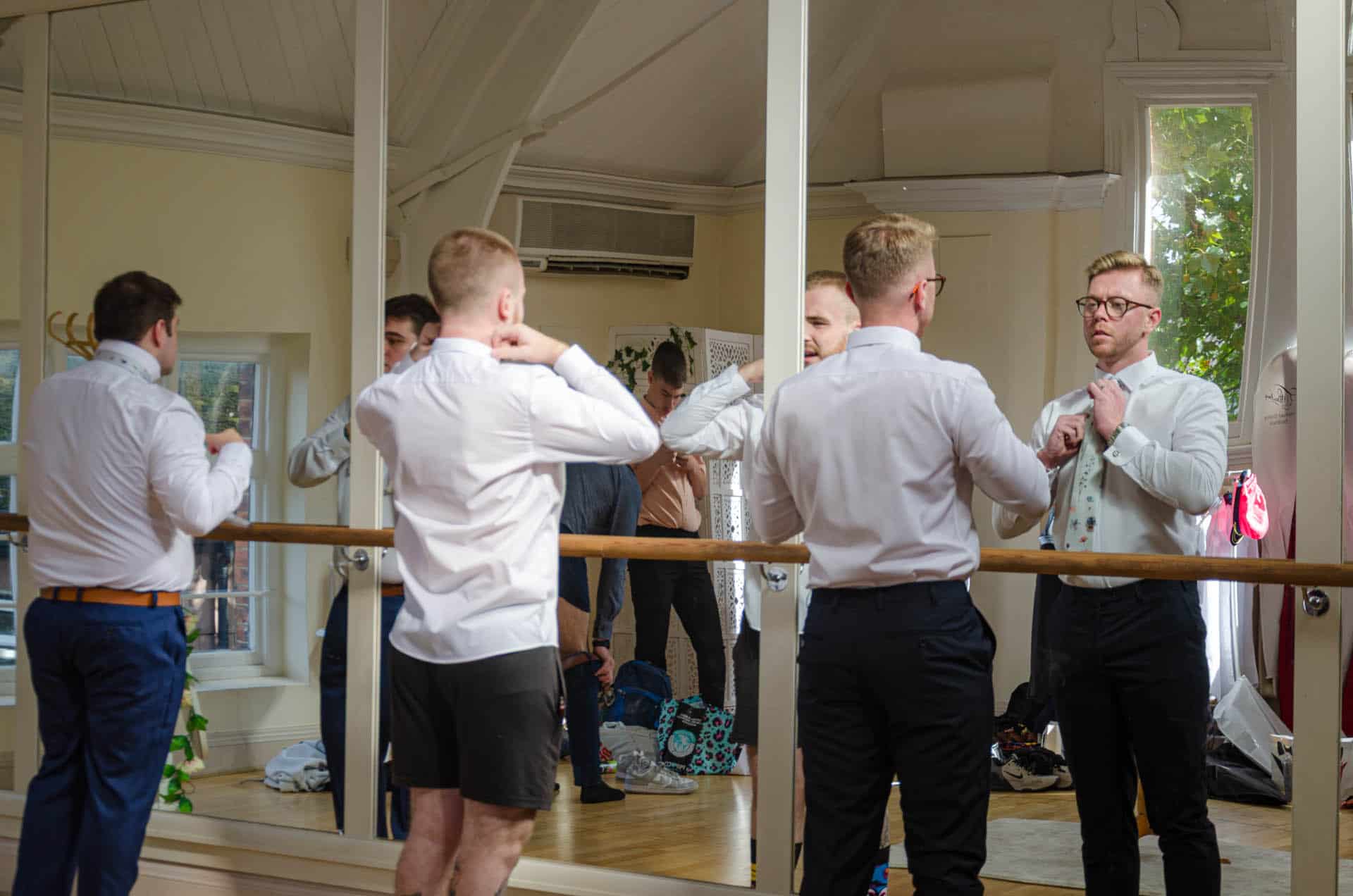 Bromley wedding photographer Beckenham Venue 28 reception Ethan & Jasmine 104549 BEN a