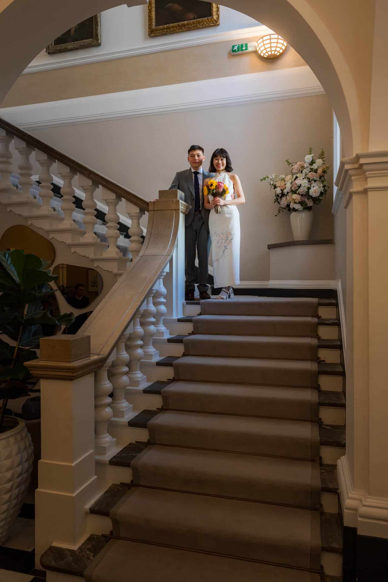 Chelsea Old Town Hall wedding photographer Pedros Wine Bar 084926