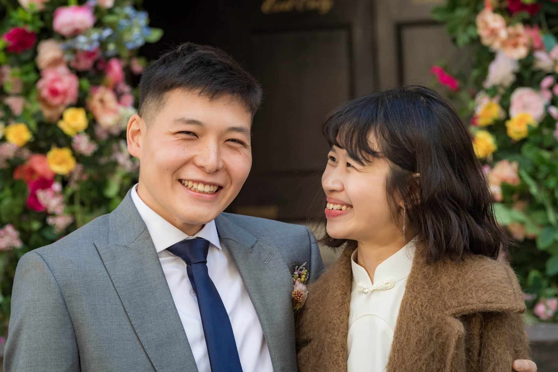 Chelsea Old Town Hall wedding photographer Pedros Wine Bar 093832