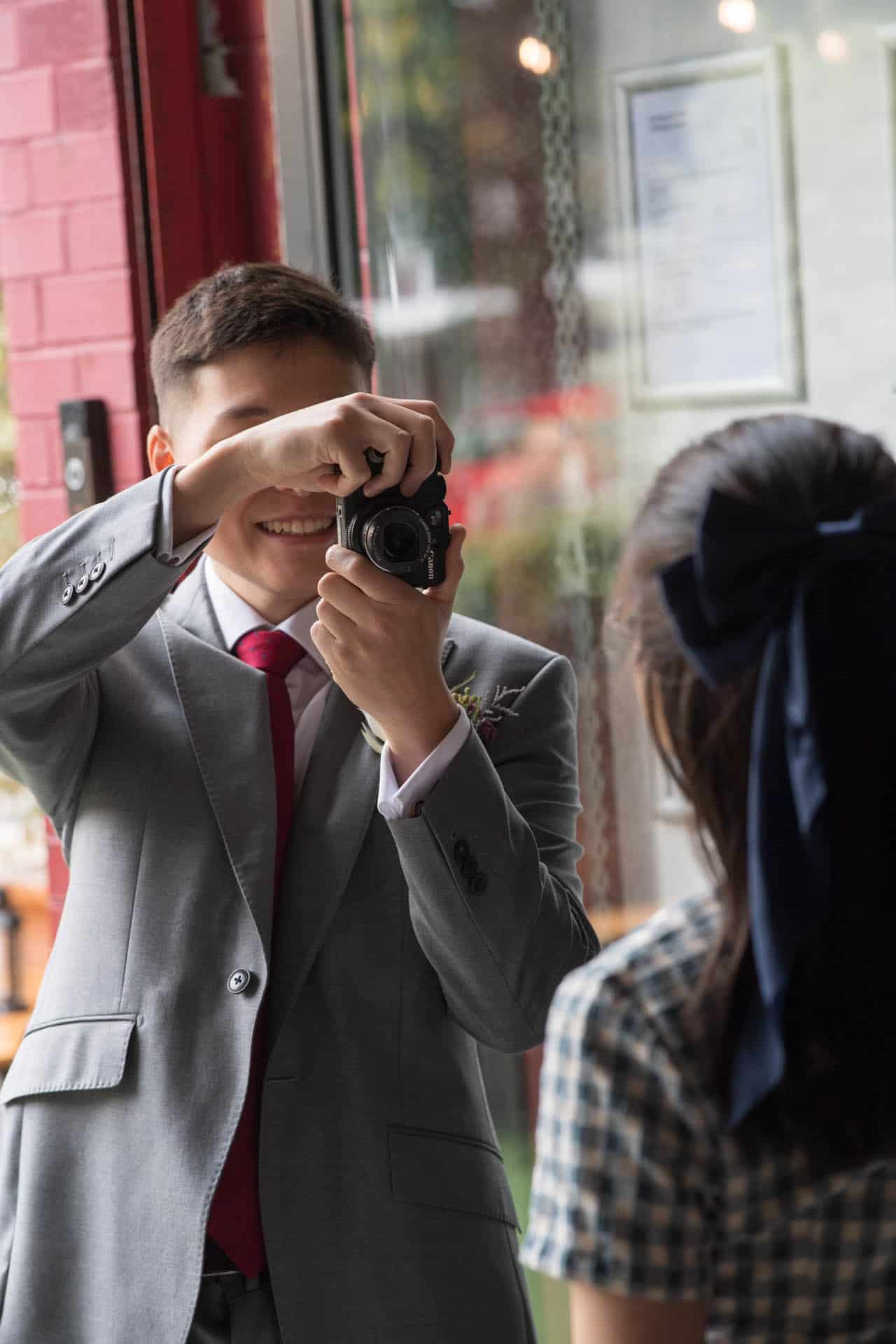 Chelsea Old Town Hall wedding photographer Pedros Wine Bar 114055