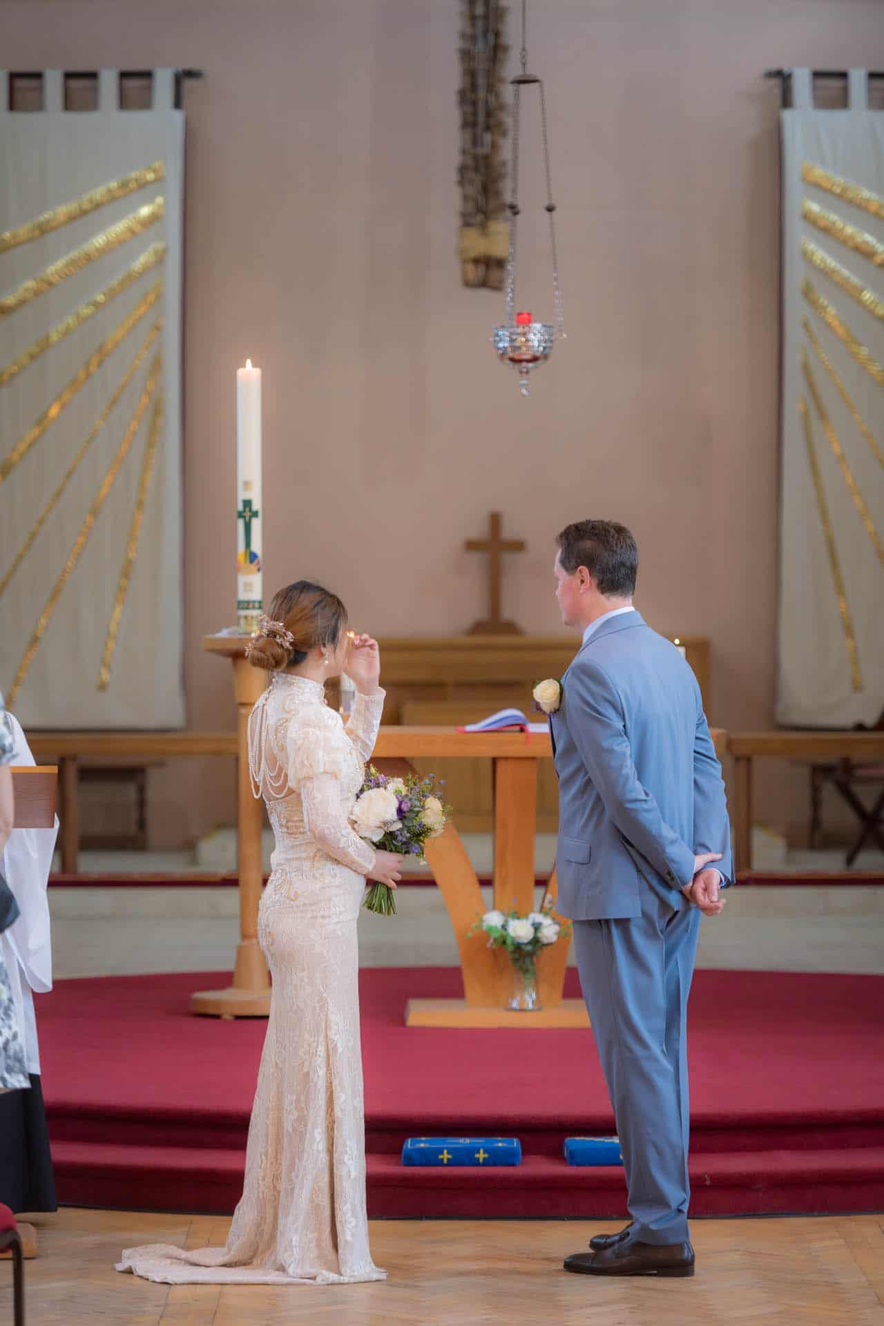 Surrey wedding photographer claygate 141450