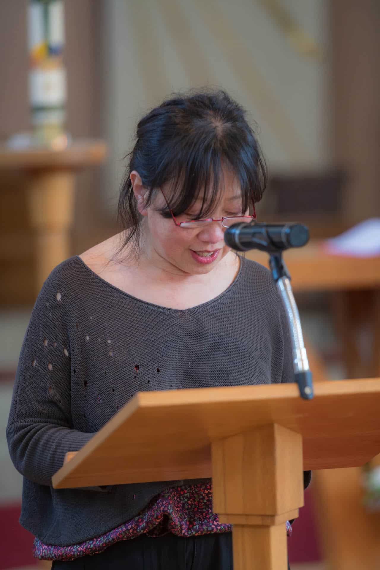 Surrey wedding photographer claygate 142342