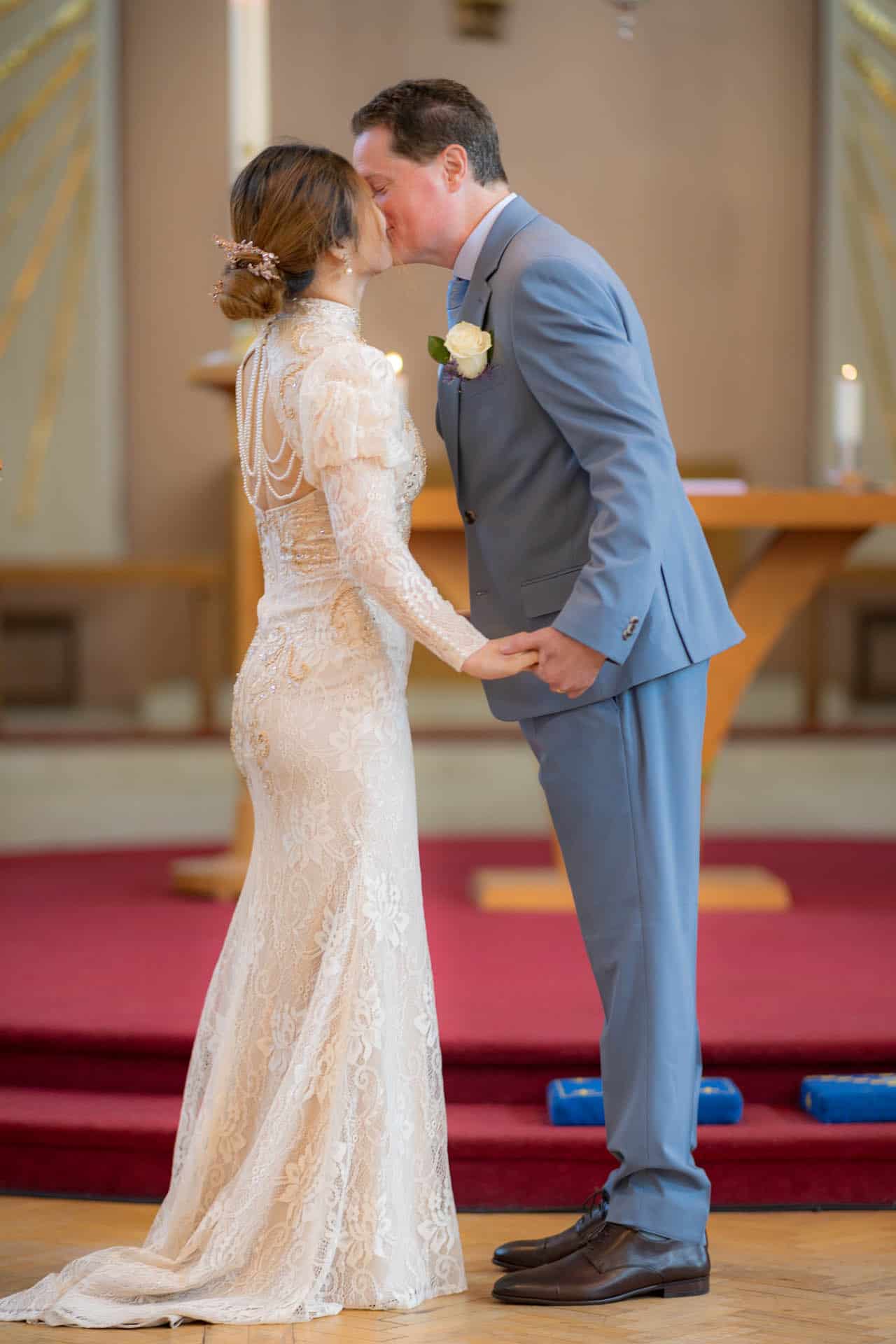 Surrey wedding photographer claygate 143539