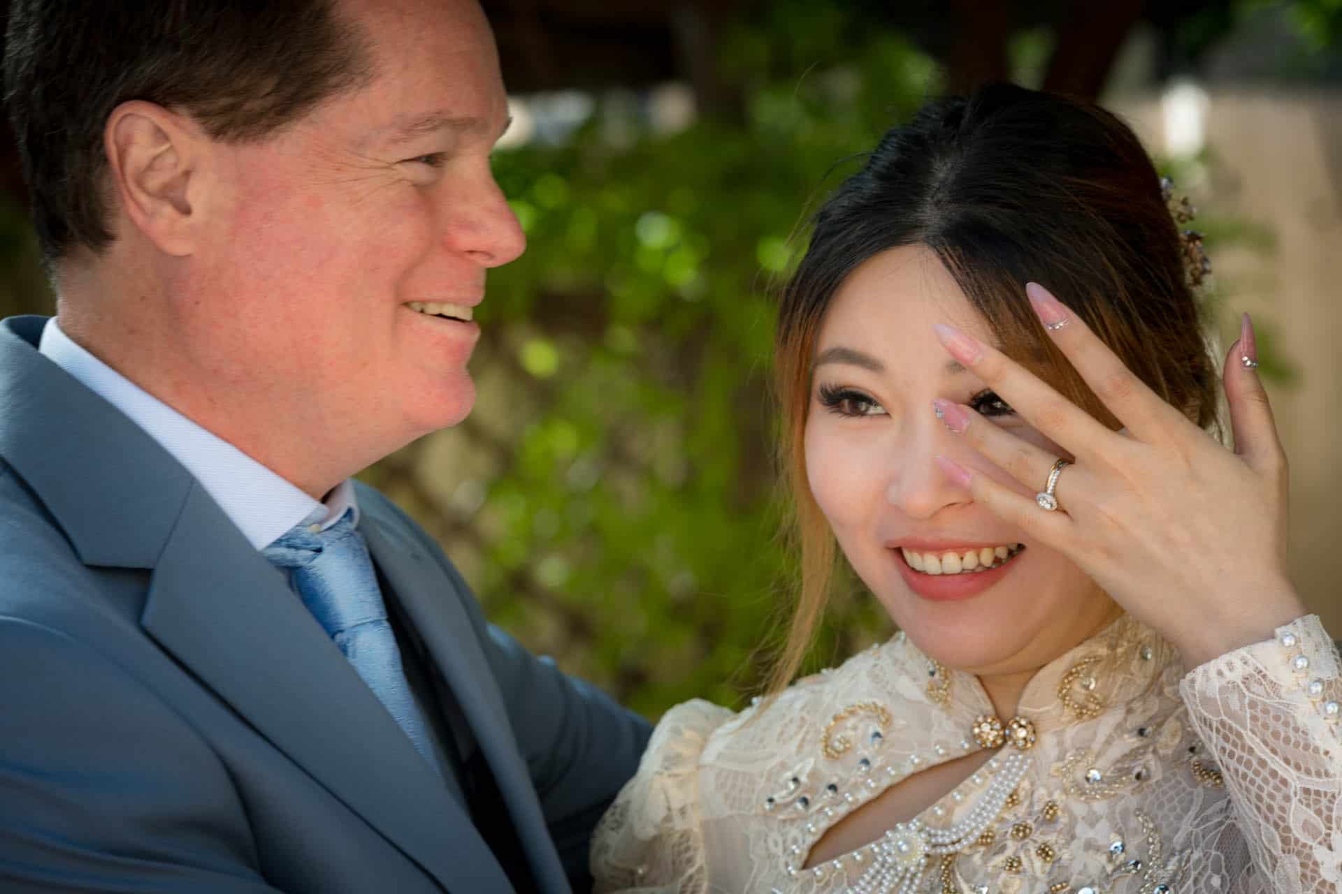 Surrey wedding photographer claygate 160105