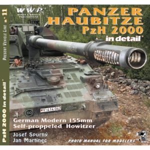 Green 11. Panzerhaubitze PzH 2000 in detail