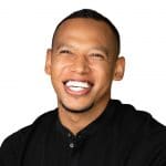 DuVäl Reynolds headshot