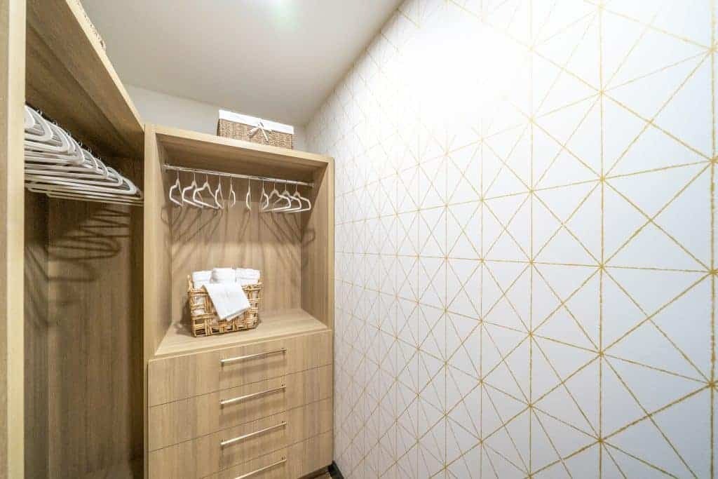 master-bathroom-closet-walk-in-storage