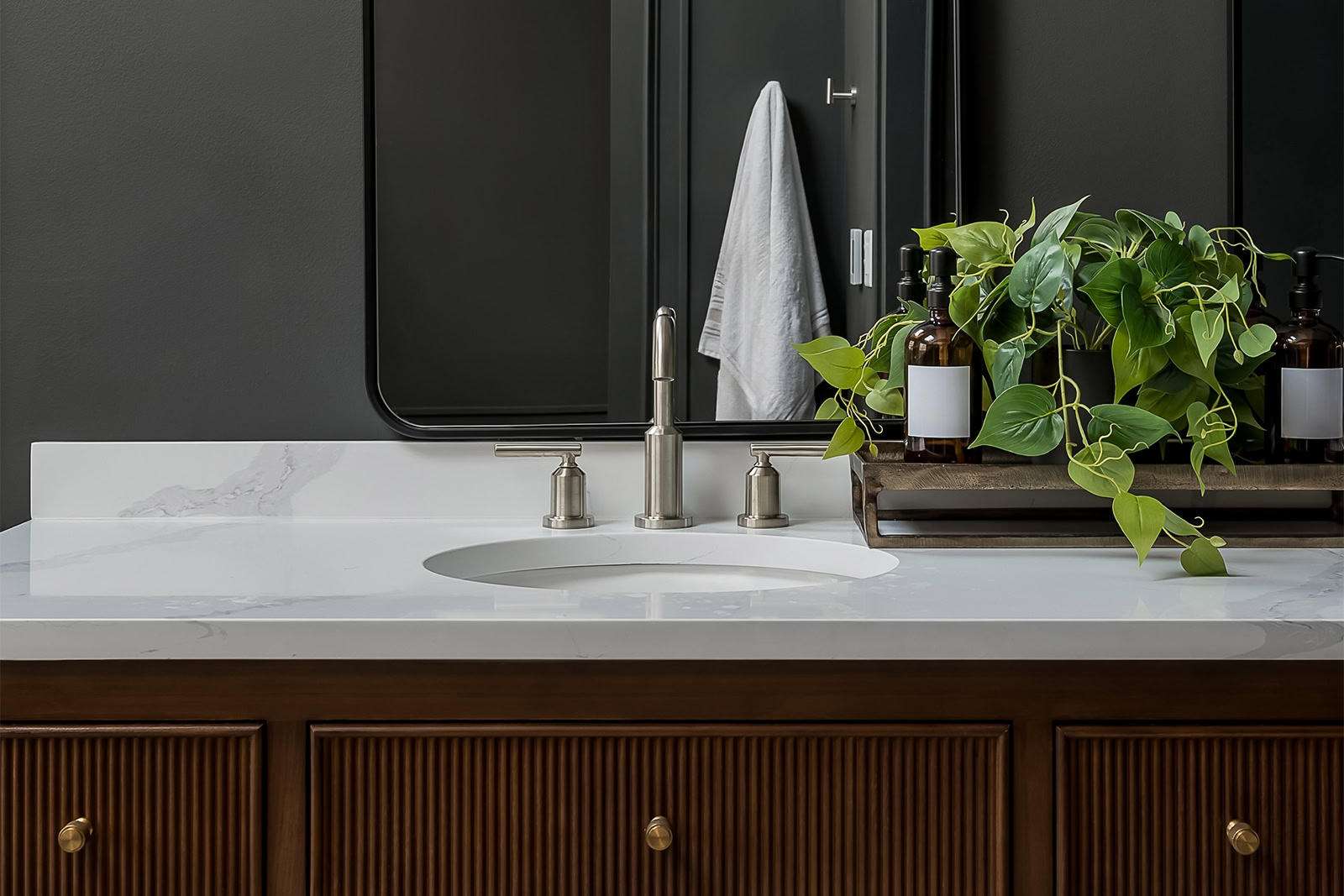 best half bathroom decor ideas