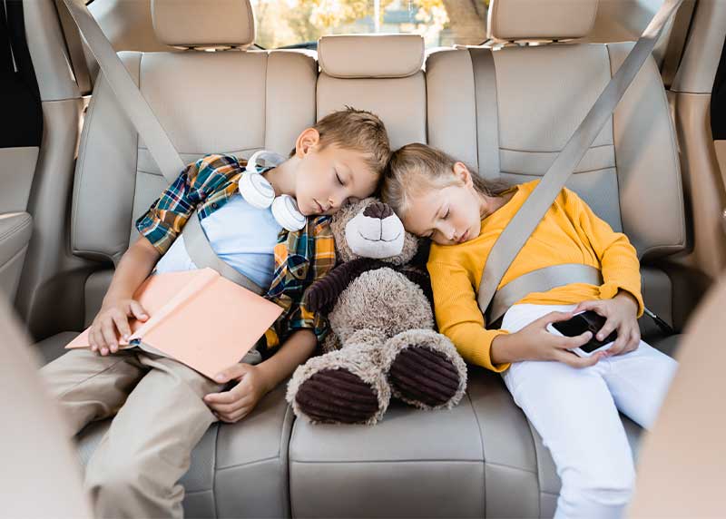 sleeping in car, best road trip games
