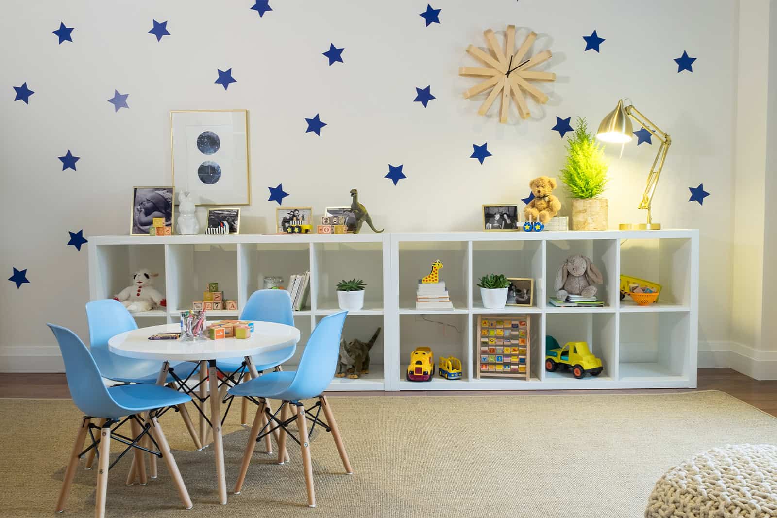 space themed kids' playroom ideas