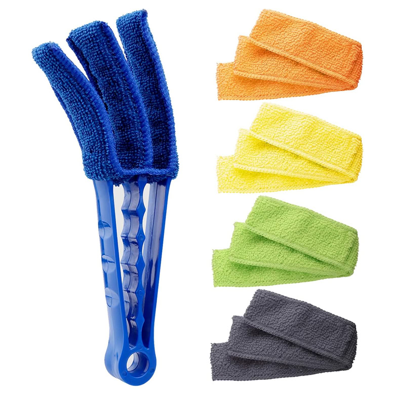 window blind duster with microfiber ends that are machine-washable
