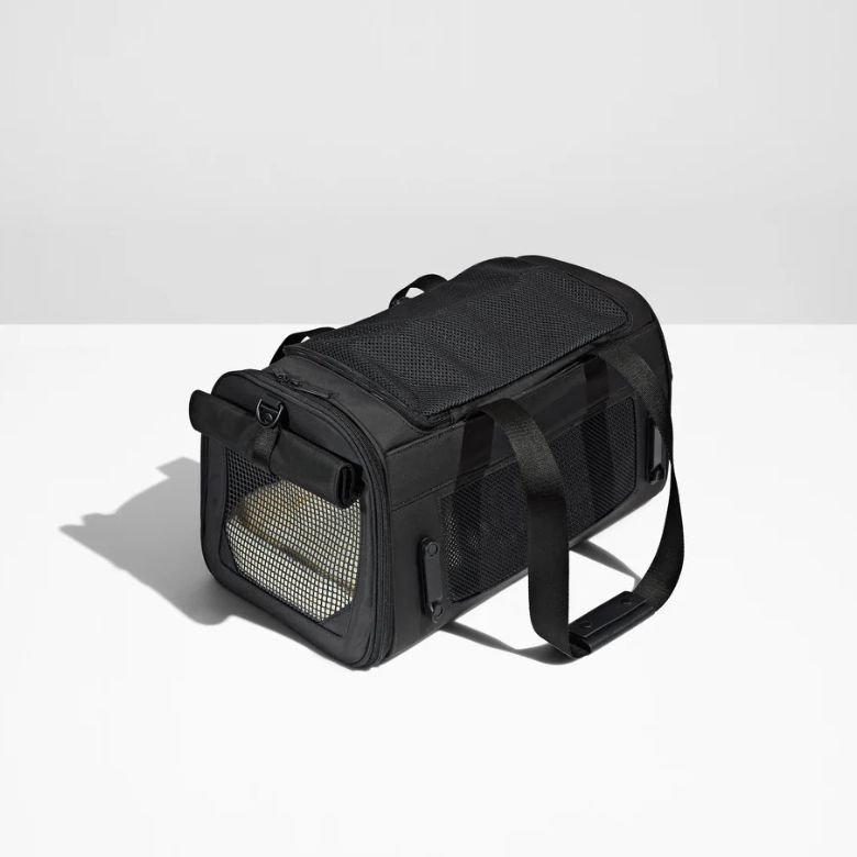 black sherpa bedding pet carrier