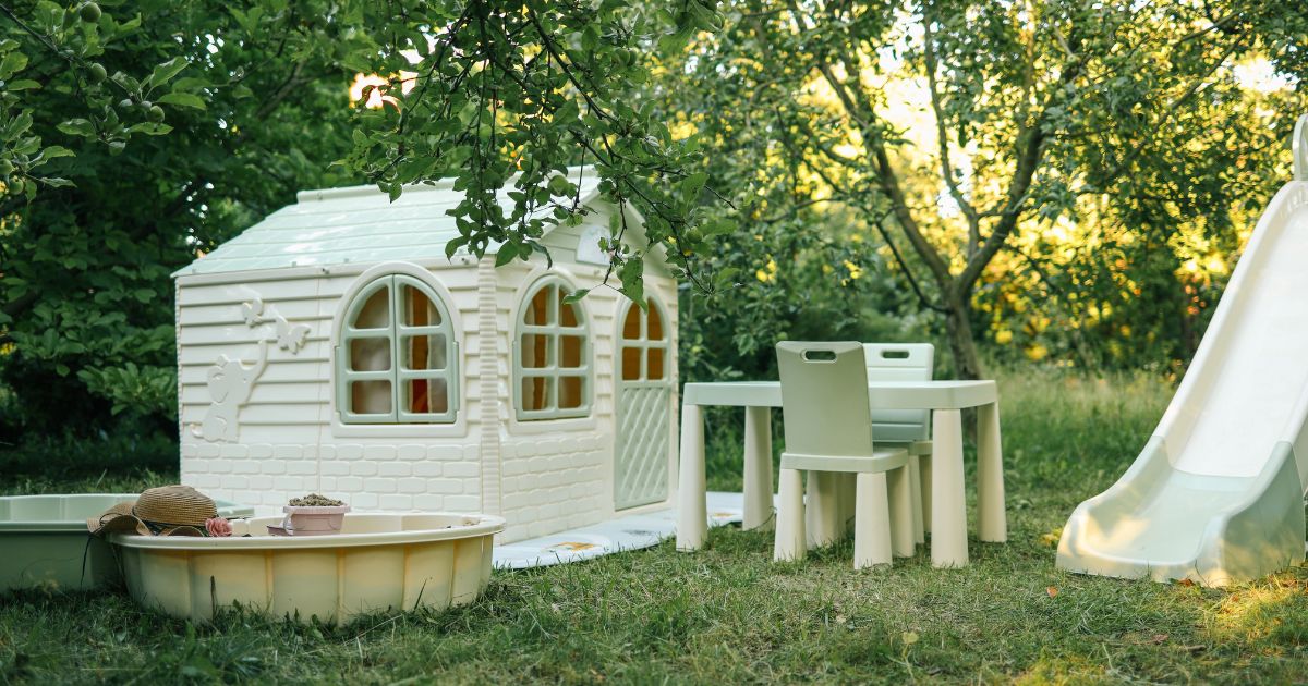 best kids outdoor playhouses