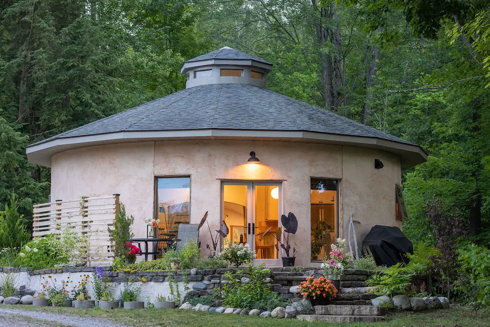 unique round airbnb home