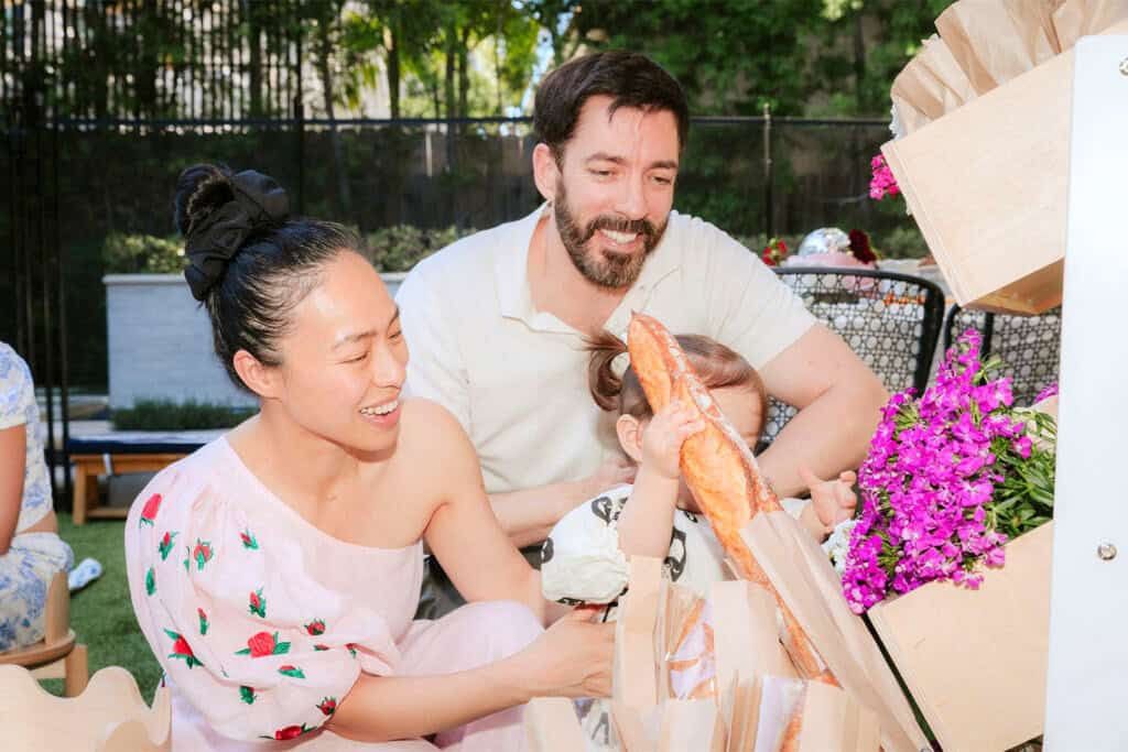 piper's first birthday party with drew scott, linda phan, and their baby piper, kids party ideas