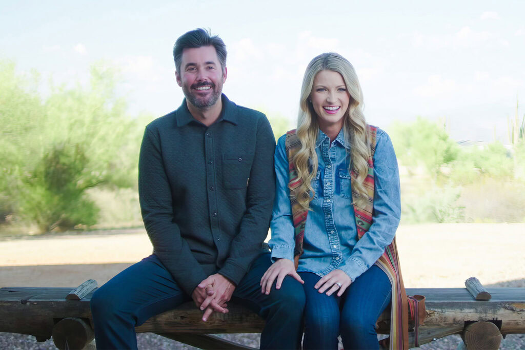 brandon and chelsey from chasing the west season 1, episode 3