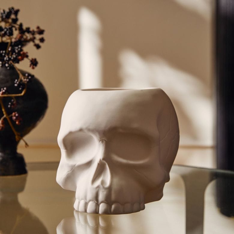 skull shaped candle holder