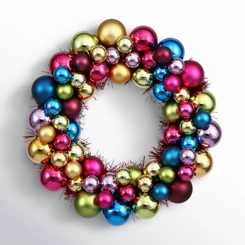 Shiny and Matte Bauble Ball Wreath