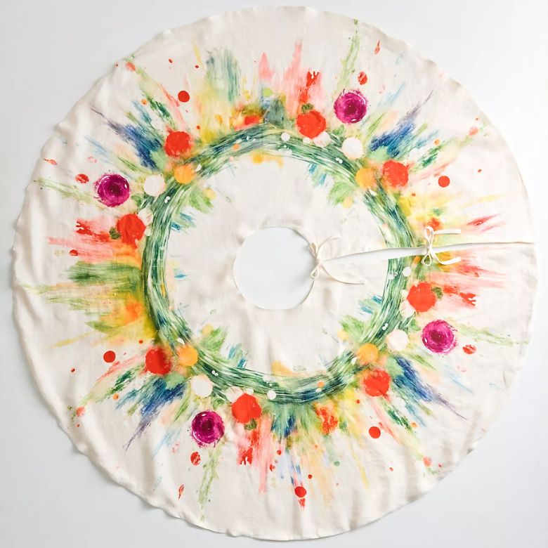 Multi-color Linen Tree Skirt
