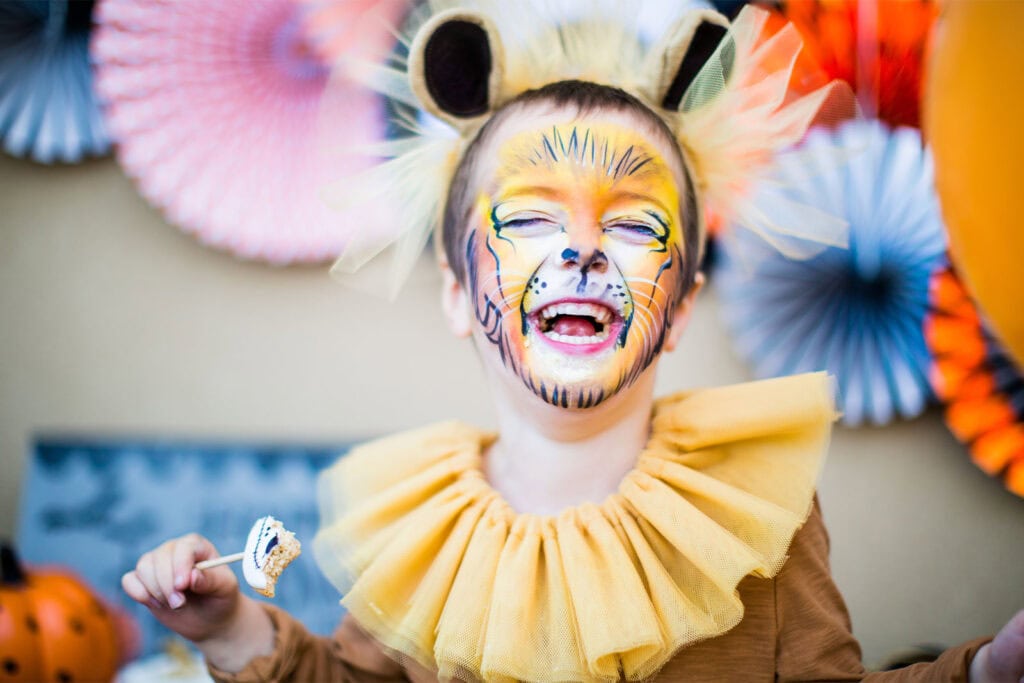 child diy lion halloween costume