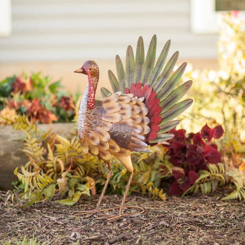turkey lawn figurine