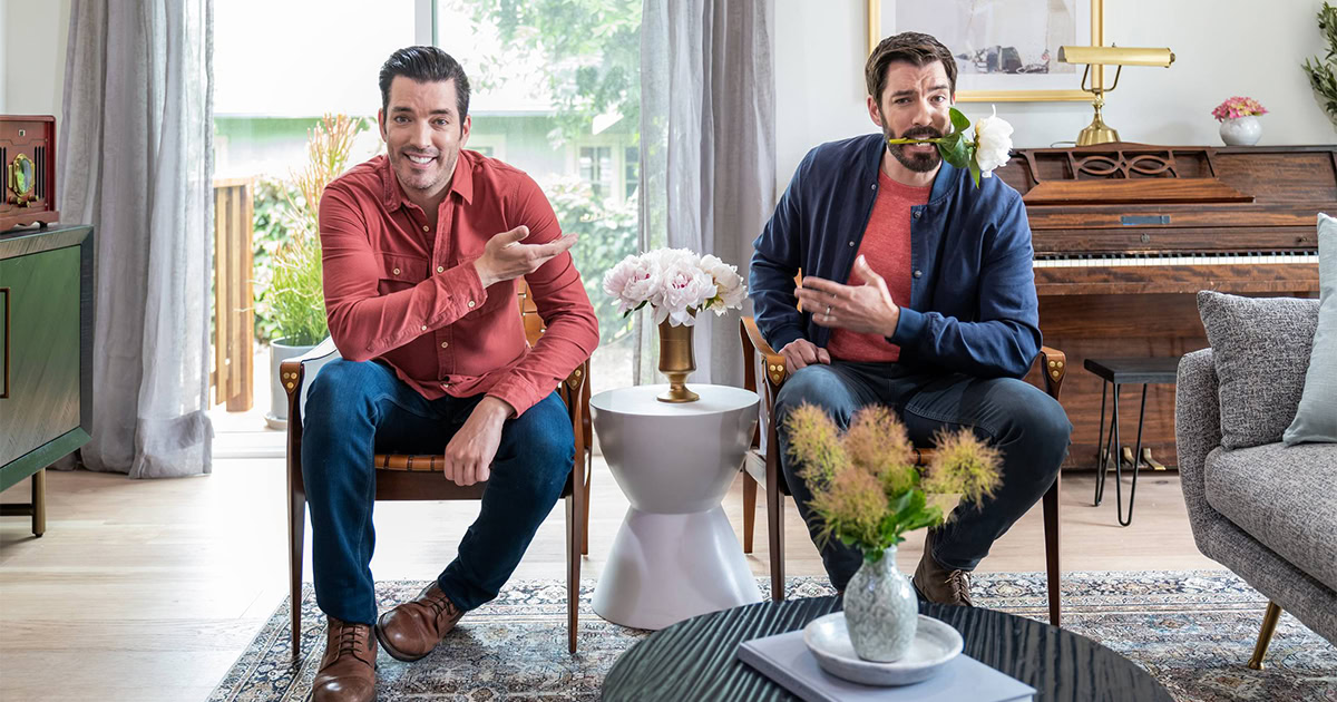 drew scott and jonathan scott valentine's day gift guide for 2026