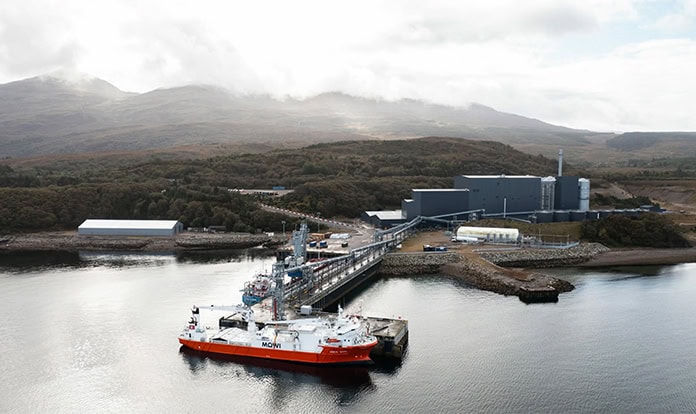 Mowi strengthens salmon farming performance through Skretting feed partnership