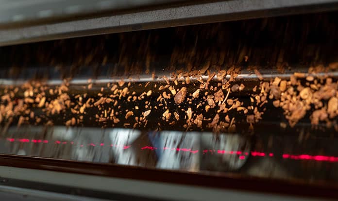 TOMRA Food offers safe, fault-free pet food production