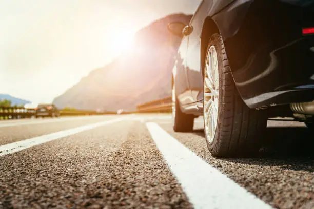  Roadside Assistance: Essential Services Every Driver Should Have