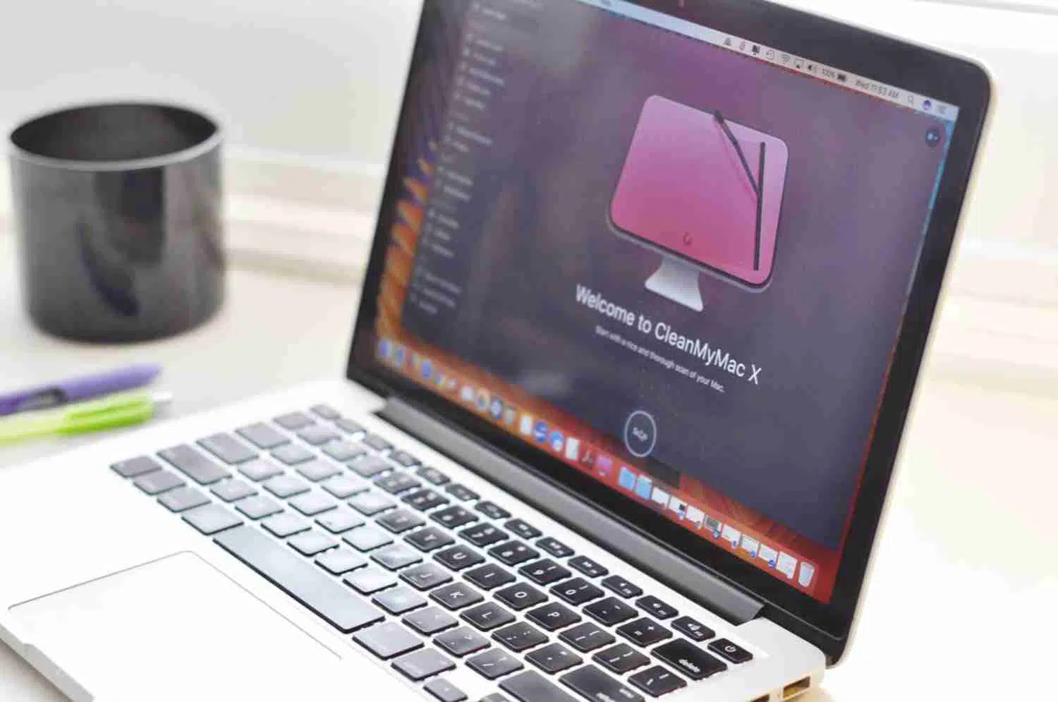 cleanmymac running a scan on a MacBook pro.