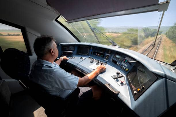 Commercial Vehicle Switch Market