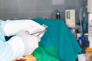 Hernia Repair Devices Market