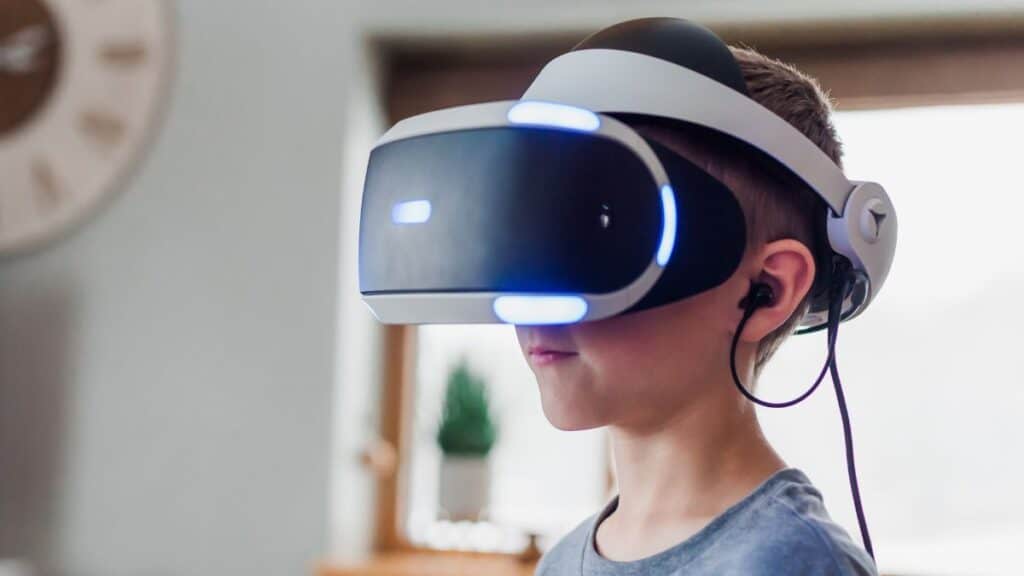 Head-Mounted Display Market Set to Soar, Expected to Reach USD 32 Billion by 2030