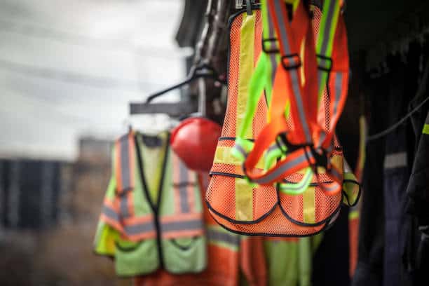 Europe Industrial Protective Clothing Market Strategies: Competitive Insights for Expansion