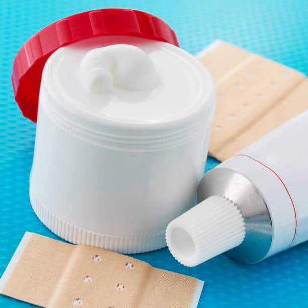 Europe Topical Skin Adhesives Market Trends: Emerging Innovations and Dynamics