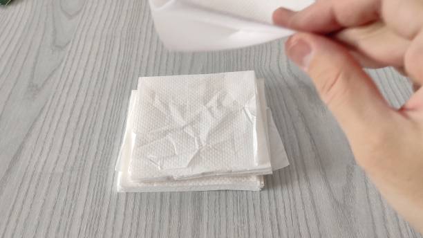 Europe Cross Fold Wet Tissue Market Research Report with Updated Recession Risk & Tariff Analysis & Forecasts