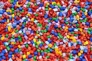 plastic-pellets-multicolour-2-scaled-1