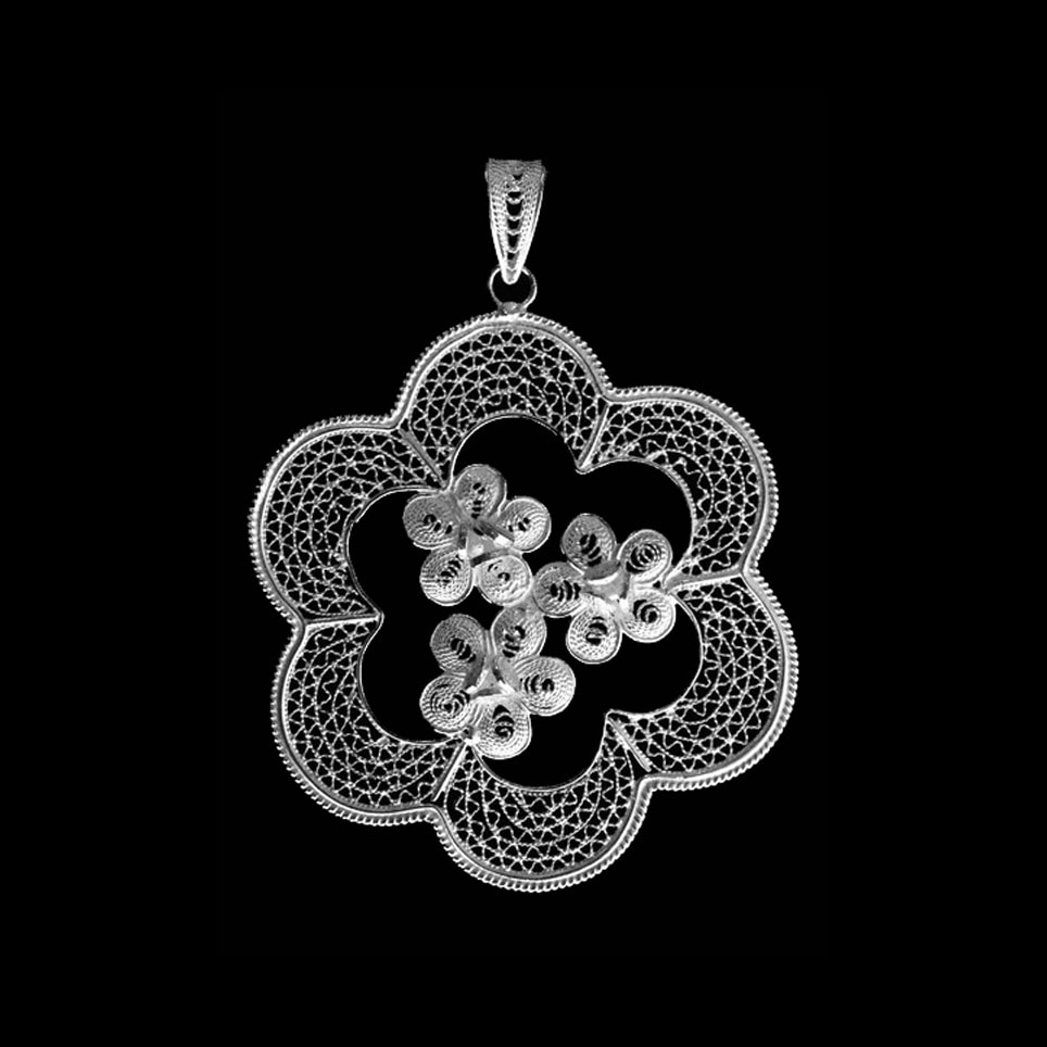 Ασημένιο 925 μενταγιόν με φιλιγκράν τεχνική!