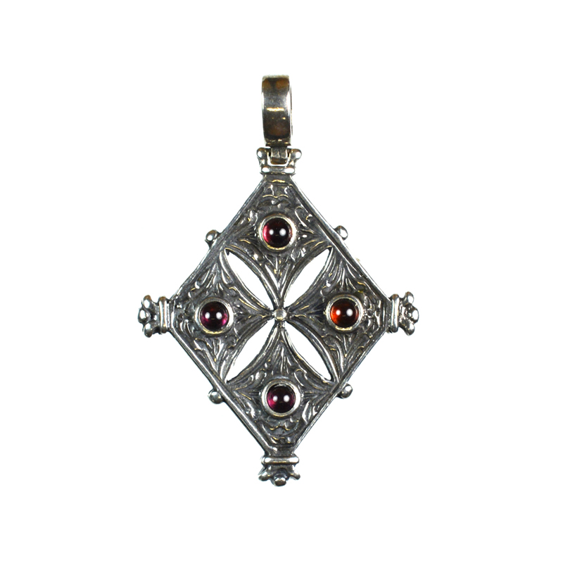 Ασημένιο 925 μενταγιόν με γρανάδα