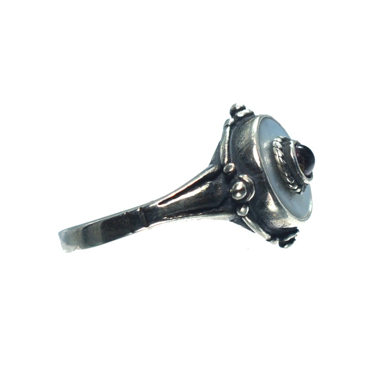 Ασημένιο 925 δαχτυλίδι με φίλντισι και γρανάδα - Image 2