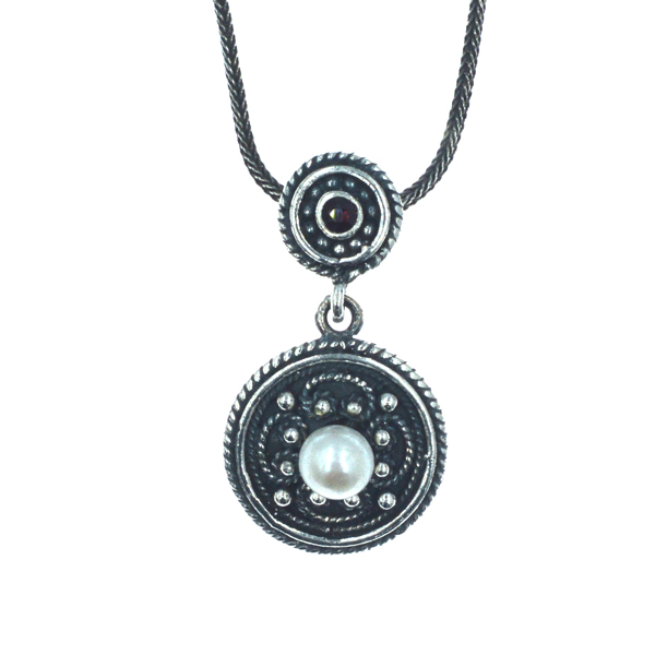 Ασημένιο 925 σκαλιστό μενταγιόν με μαργαριτάρι