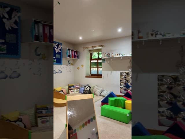 Bright and cheerful classroom at Thrive Childcare with colourful toys, books, and cosy areas designed for early childhood development and fun learning.