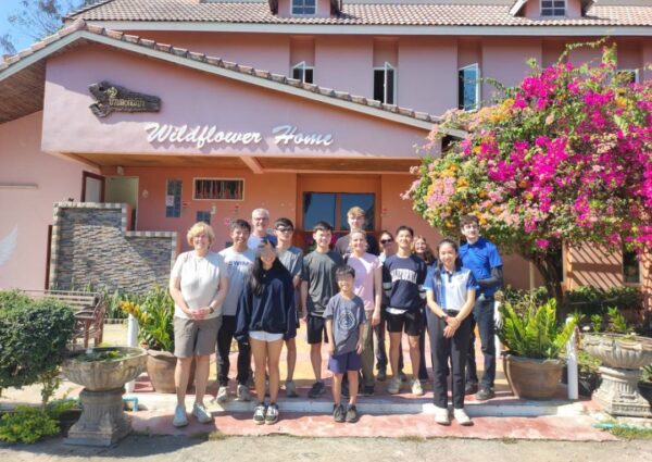 A Warm Welcome to Our Visitors from the USA