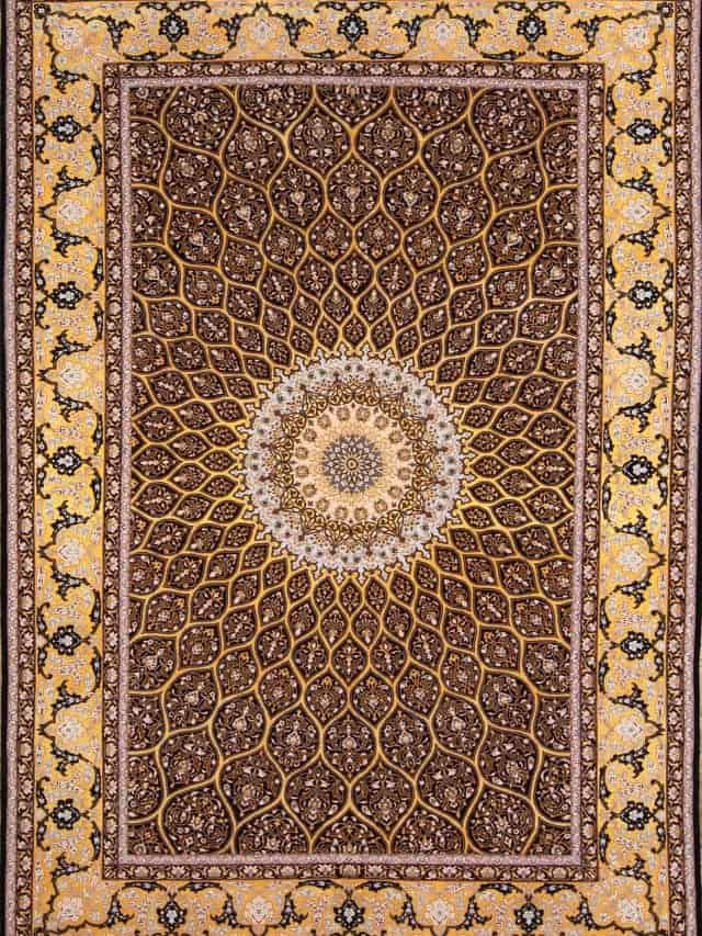 Persian purple rug. Hand knotted Persian Isfahan rug with mandala design in purple and gold colors made of kork wool and silk. Size 6.8x10.3.