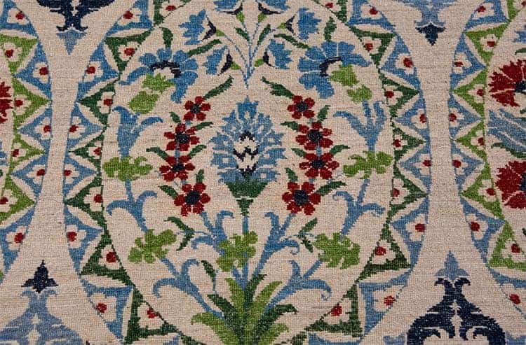 Decorative rugs, multicolor hand knotted floral rug made from wool. Size 8.2x10.4.