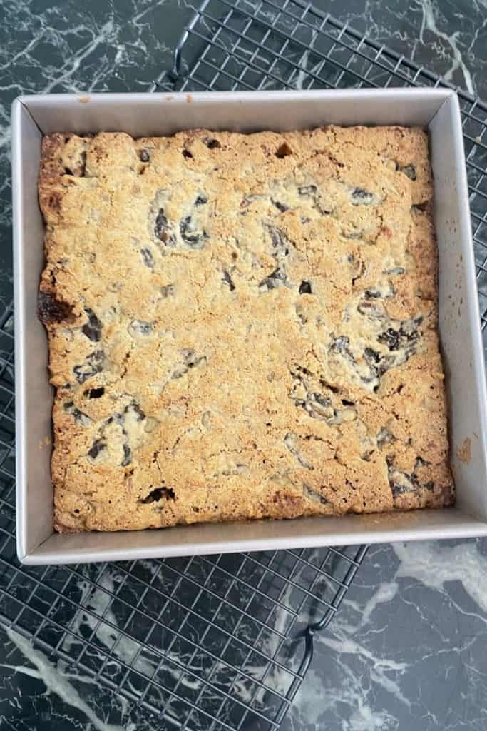 allow date and nut squares to cool on wire rack in pan