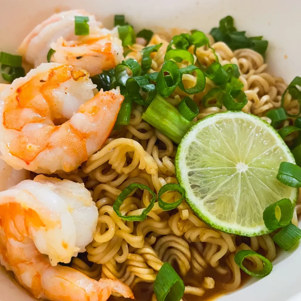 Comforting Easy Spicy Shrimp Ramen Noodles With Lime Juice_11zon